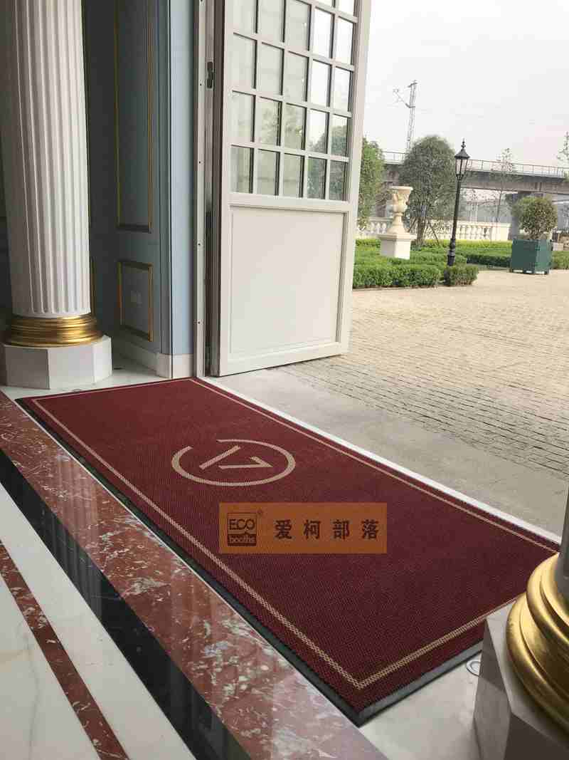 我的城堡-艾肯红色-张昊 (2)-获奖_副本.jpg